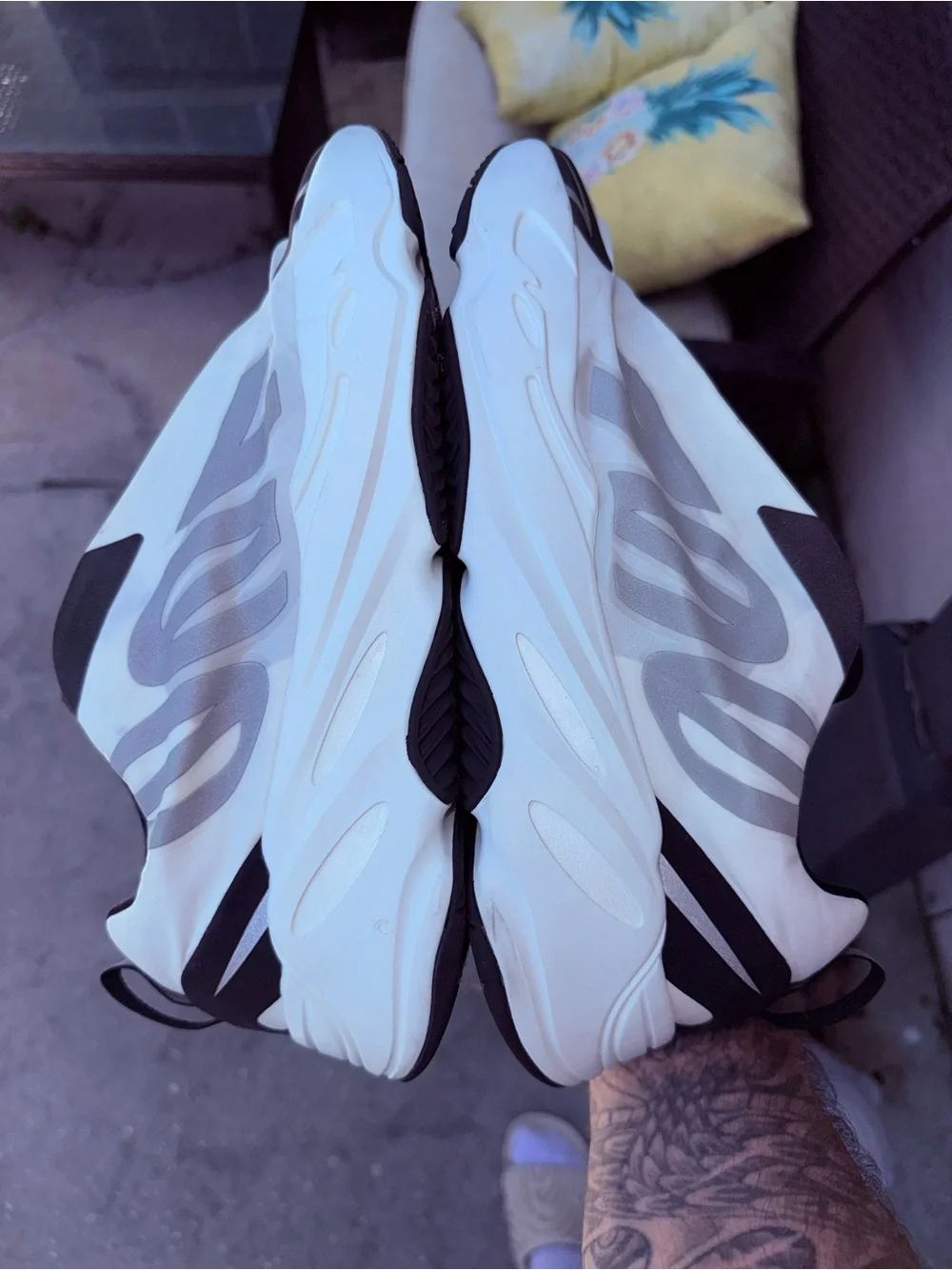 Adidas Yeezy Boost 700 MNVN Analog Bone Black Men’s Size 12.5